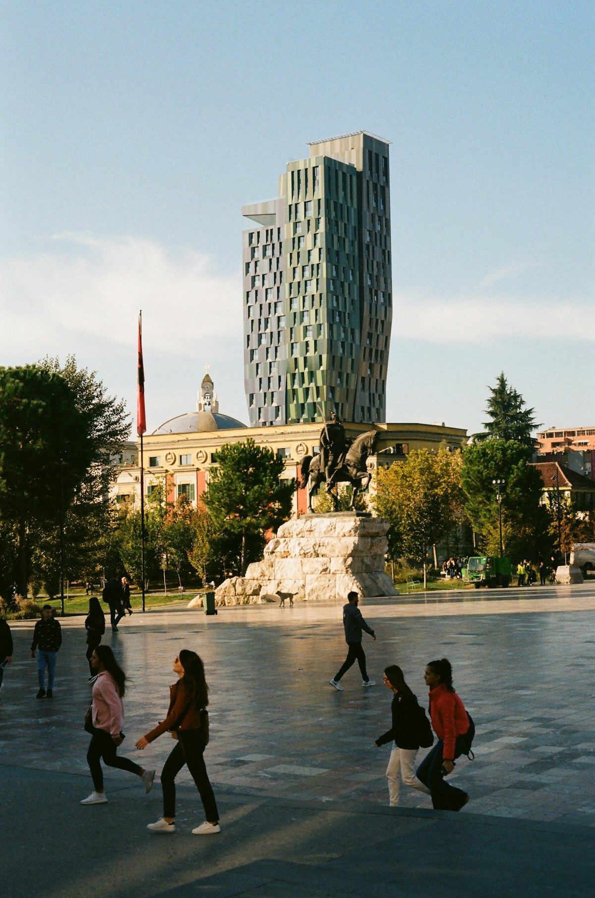 Tiranë